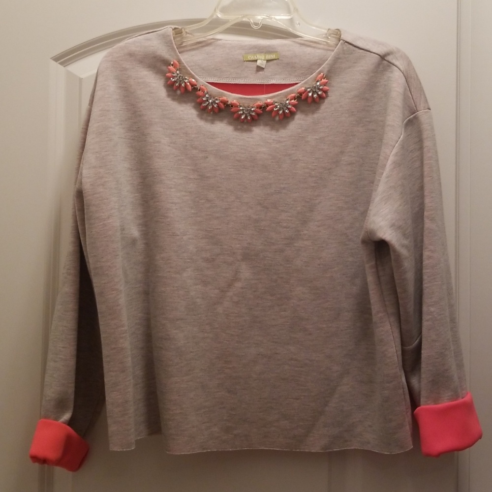Gianni Bini NWT Grey Sweater